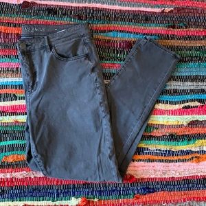 AMERICAN EAGLE SKINNY JEANS Size 16